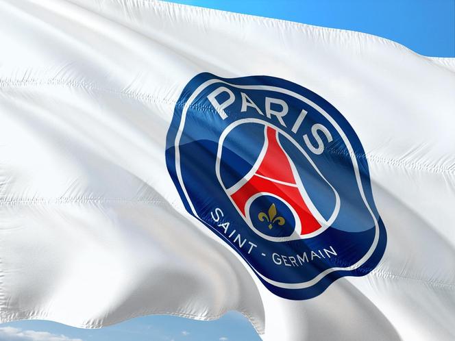 Paris Saint-Germain - 4,4 mld dolarów