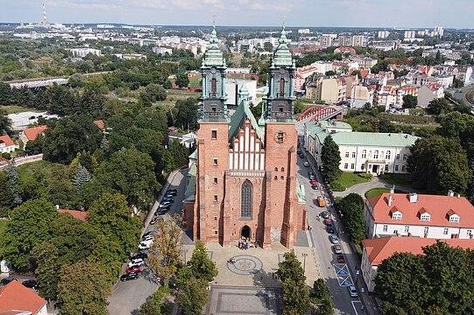 Archikatedra Świętych Apostołów Piotra i Pawła w Poznaniu (Ostrów Tumski)