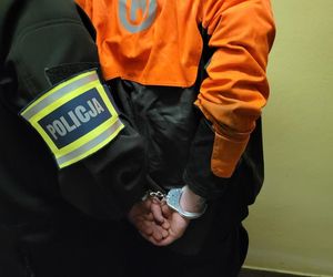Rzucili się na niego we trzech. Brutalny atak na stacji benzynowej w Kujawsko-Pomorskiem 