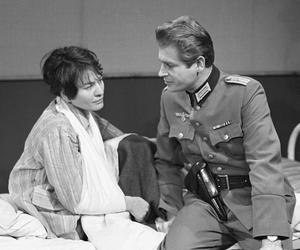 Stanisław Mikulski. Skazany na Hansa Klossa