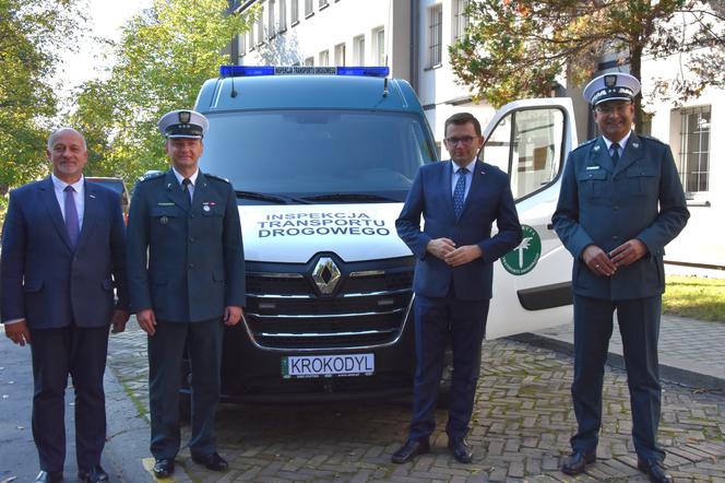 Nowy furgon Renault dla krakowskich inspektorów