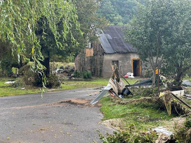 Byli pierwsi na miejscu. Ostrzeszowscy eksploratorzy z pomocą dla powodzian [ZDJĘCIA]