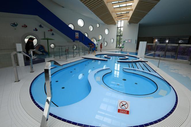 Piękny i nowoczesny basen Aqua Toruń został otwarty! Tak się prezentuje pływalnia