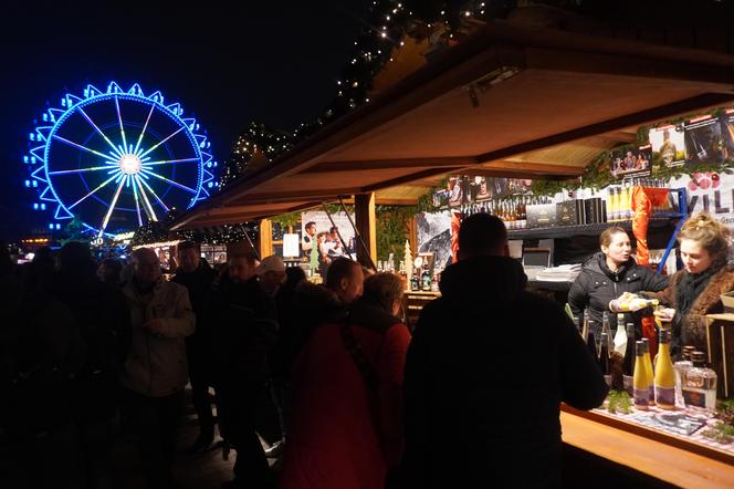 Weeihnachtsmarkt na Alexanderplatz