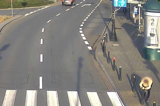 Zatrzymana za niszczenie „słupkowych czapeczek