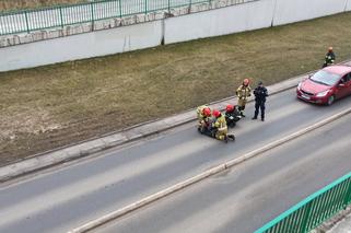 O krok od tragedii! Stanął na skraju mostu i chciał skoczyć 