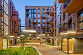 Ceglane budynki przy Grodzieńskiej 19 