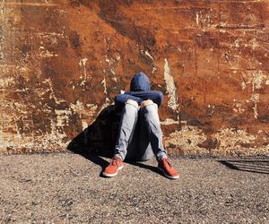 Miała szarpać, kopać i podduszać 11-letniego chłopca. Policjantka oskarżona przez prokuraturę