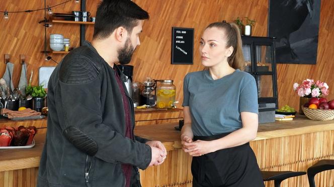  Barwy szczęścia, odcinek 2679: Damian oskarży Renatę, że uwiodoła jego syna Mirka! To będzie zemsta na Wójciku? - ZDJĘCIA