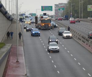 Warszawa. Pościg za kradzionym autem 