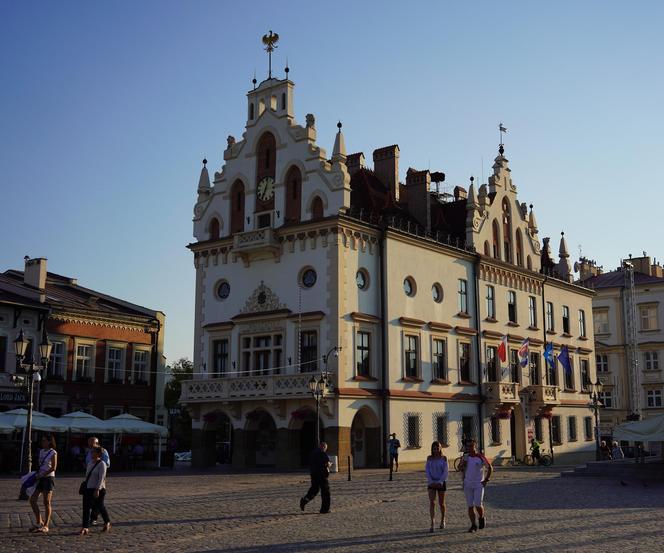 Te gminy na Podkarpaciu są najbardziej oszczędne, jeśli chodzi o urzędników