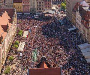 Przeżyjmy to jeszcze raz. Gitarowy Rekord Świata z drona [ZDJĘCIA]