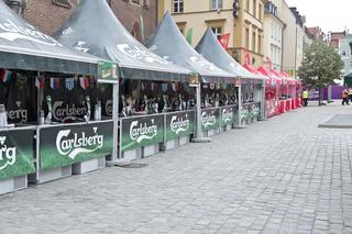 Picie piwa w plenerze