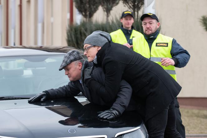 Na Wspólnej, odc. 2882. Maks (Adam Fidusiewicz), Wyszoła (Marek Kasprzyk)