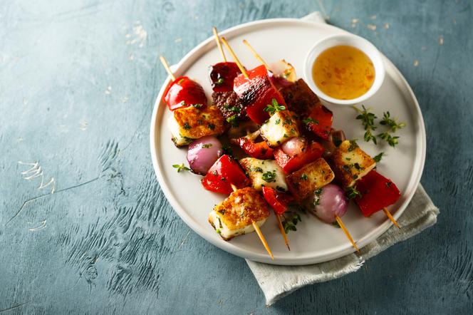 Wegetariańskie szaszłyki - 3 sprawdzone przepisy na jarskie szaszłyki