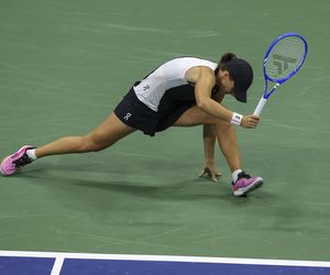 Iga Świątek w 1/8 finału US Open. Trudny mecz i awans Polki po zaciętej walce z Kalinską