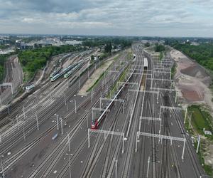 Warszawa Zachodnia to dworzec jak z bajki. Zbliża się koniec prac, ale wcześniej pociągi pojadą... na telefon!