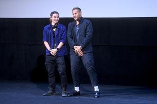 Sebastian Fabijański wraca na salony! Jak teraz wygląda? Pojawił się w Gdyni