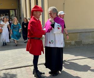 Orszak Jana Długosza w Nowym Sączu 