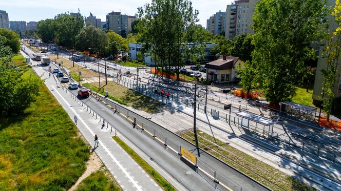 Tramwaj na Stegny w Warszawie w przeddzień otwarcia