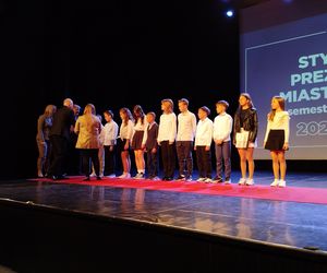 Blisko 700 najzdolniejszych siedleckich uczniów z nagrodami za dokonania w nauce!