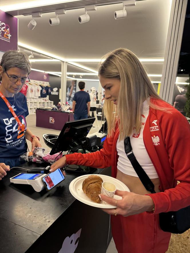 Zdobyła medal w Rzymie i ruszyła na miasto! Wyjątkowy spacer Pii Skrzyszowskiej