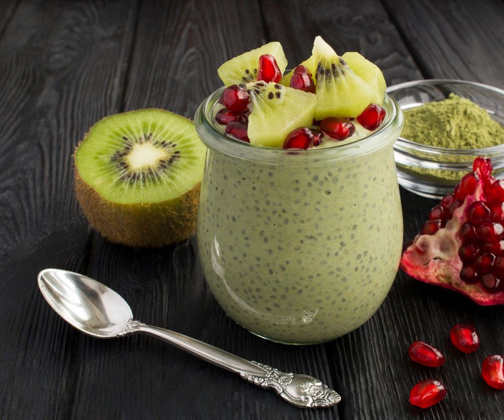 budyń chia z matchą