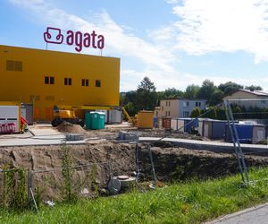 To pierwszy salon tej marki w Olsztynie. Postępują prace na budowie. Kiedy otwarcie?