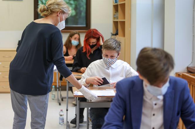 Tylko do końca listopada można składać wnioski na szkolną wyprawkę