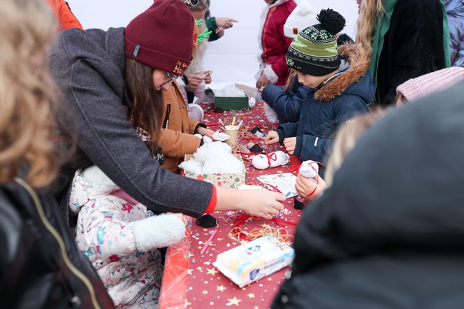 Manufaktura Świętego Mikołaja powróciła do Sosnowca. Warsztaty, jarmark, karuzele i inne atrakcje