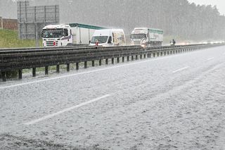 Kolejny dzień burz nad polskim niebem. IMGW wydało ostrzeżenie! 