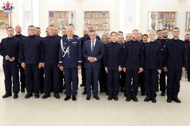 23 mężczyzn i 8 kobiet. W lubelskiej policji są nowi funkcjonariusze