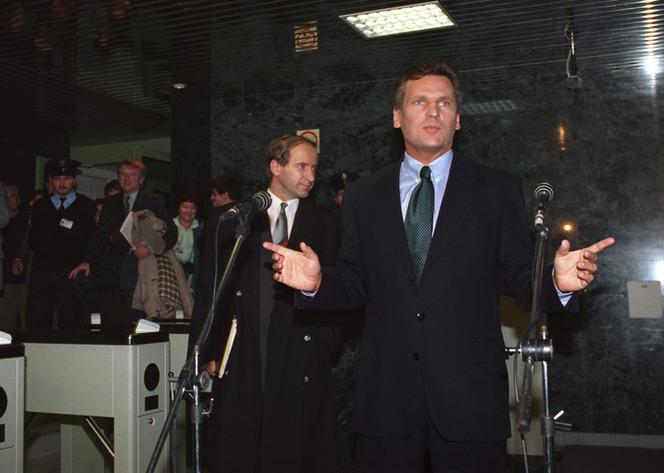 Aleksander Kwaśniewski - zdjęcie z roku 1995