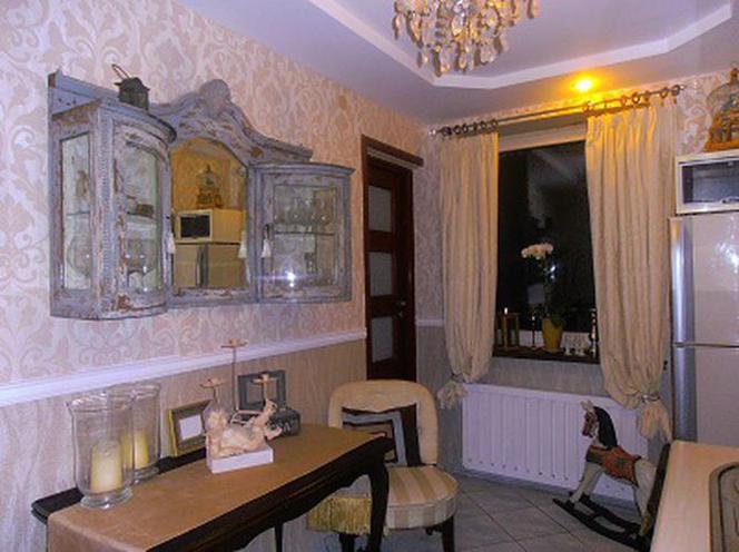 Mała kuchnia w stylu Glamour zdjecie nr 1