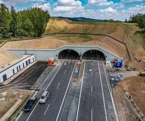 Odcinek Bolków – Kamienna Góra liczy w sumie nieco ponad 16 kilometrów długości. W dłuższym tunelu będzie odcinkowy pomiar prędkości