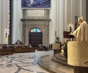 To największa archikatedra w Polsce. Symbol niepodległości i buntu wobec władz komunistycznych