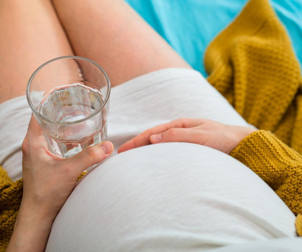 Co druga kobieta w ciąży pije alkohol. Szokujące wyniki badań IMiD