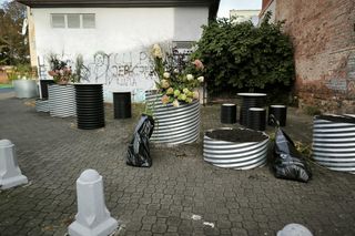 Zrywają asfalt na Wałowej