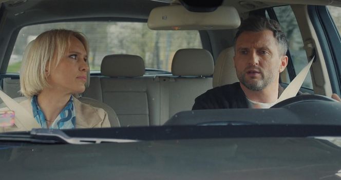 M jak miłość odc. 1876. Dorota (Iwona Rejzner), Bartek (Arkadiusz Smoleński)