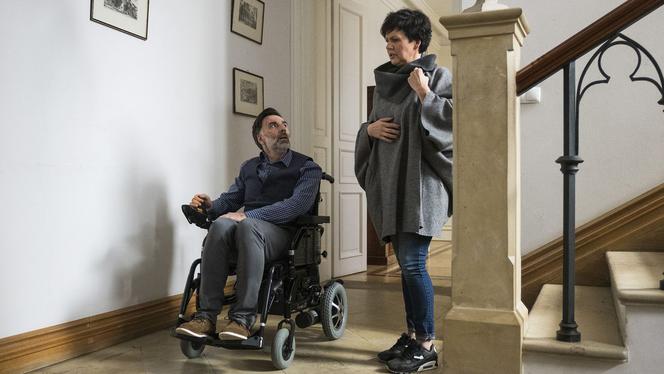 M jak miłość. Kamil Starski (Radosław Krzyżowski), Marysia (Małgorzata Pieńkowska)
