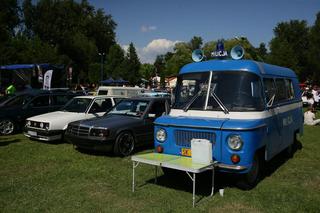 Klasyk Fest 2024. Samochody klasyczne, zabytkowe i motocykle w mysłowickim Parku Słupna