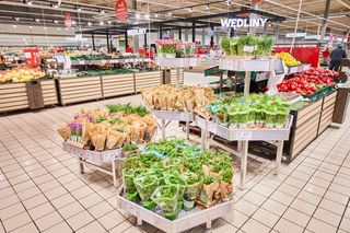 Nowość w sklepach Auchan w Warszawie. Wprowadzono nietypowe wózki