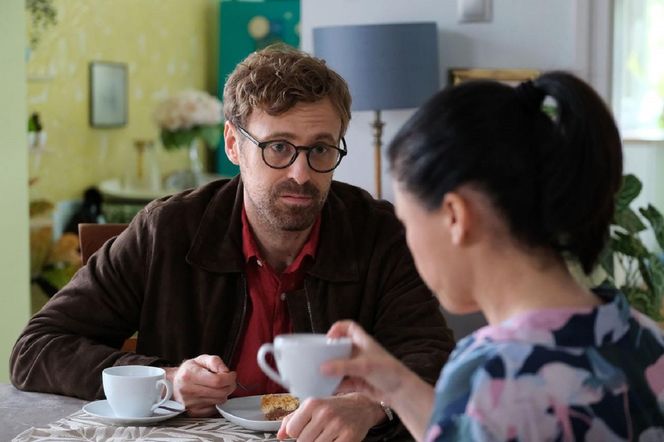 M jak miłość odc. 1883. Darek Hoffman (Mateusz Rusin), Kinga (Katarzyna Cichopek)