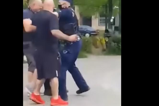 Katowice: Pełna emocji interwencja policji w dzielnicy Ligota. Doszło do awantury [WIDEO]