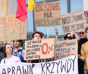 Protest przeciwko programowi Mieszkanie na Start w Warszawie