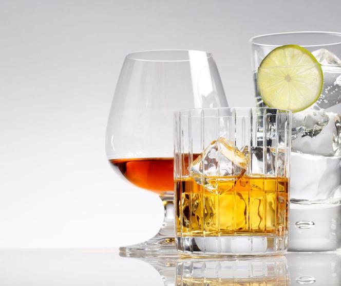 Jaki alkohol najczęściej kupują Polacy? Paragony nie kłamią! 