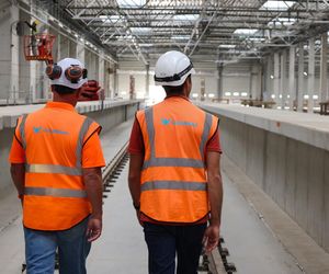 Budowa stacji postojowo-technicznej Mory (sierpień 2025)