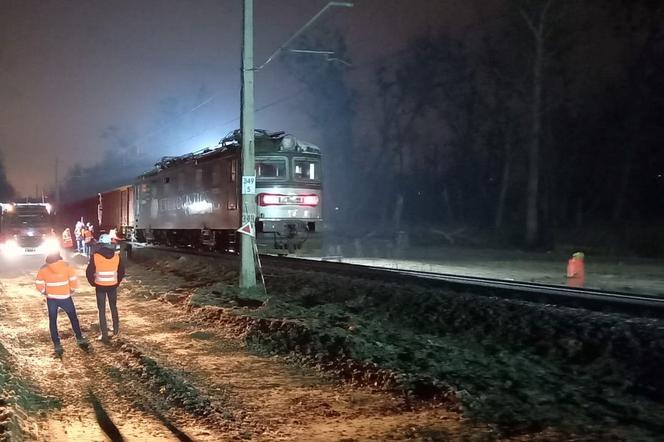 Lokomotywa zderzyła się ze składem towarowym