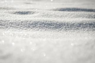 Zima wróciła do Małopolski. IMGW ostrzega przed intensywnymi opadami śniegu