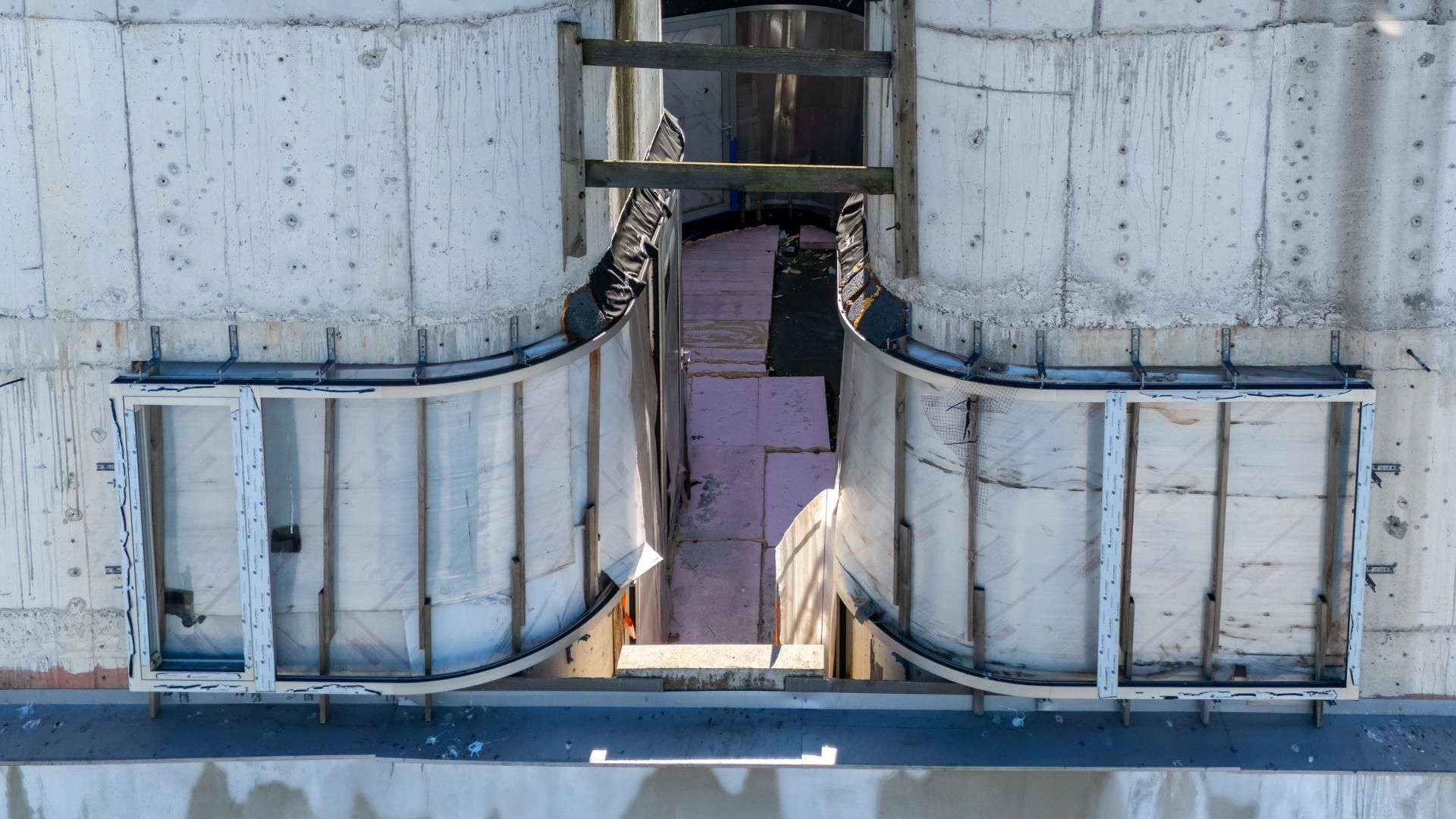 Nadbudowa kamienicy na Gocławku w Warszawie